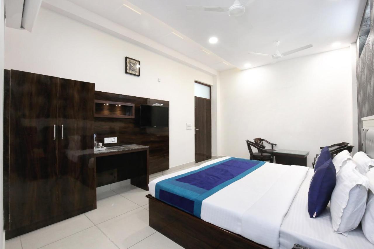 לודהיאנה Oyo Hotel Obr Inn מראה חיצוני תמונה